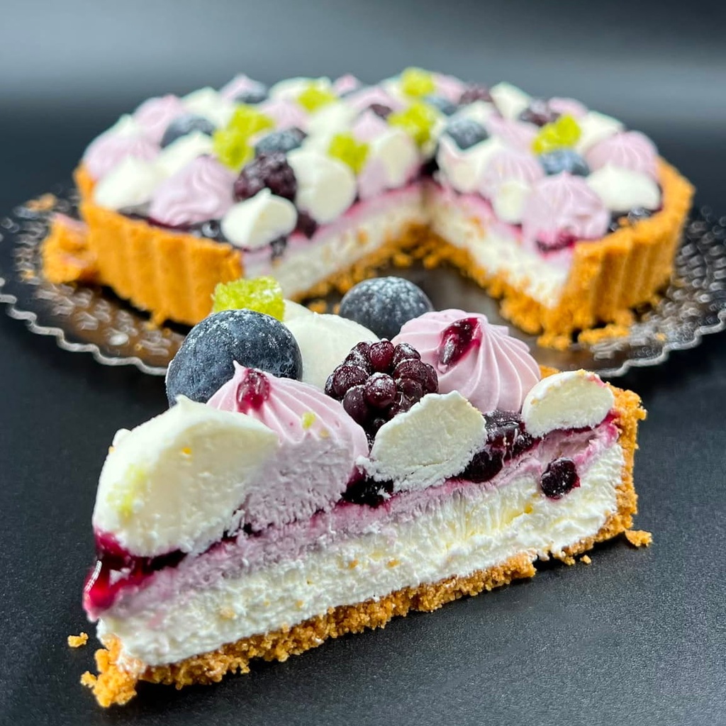 Tartaleta violetas y arandanos